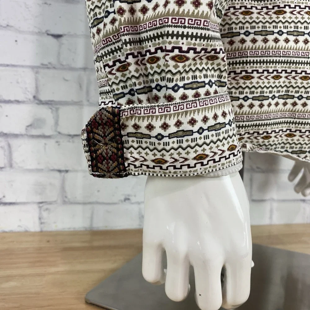 Staple Shirt Men's Medium Long‎ Sleeve Button Up Aztec Chest Pocket